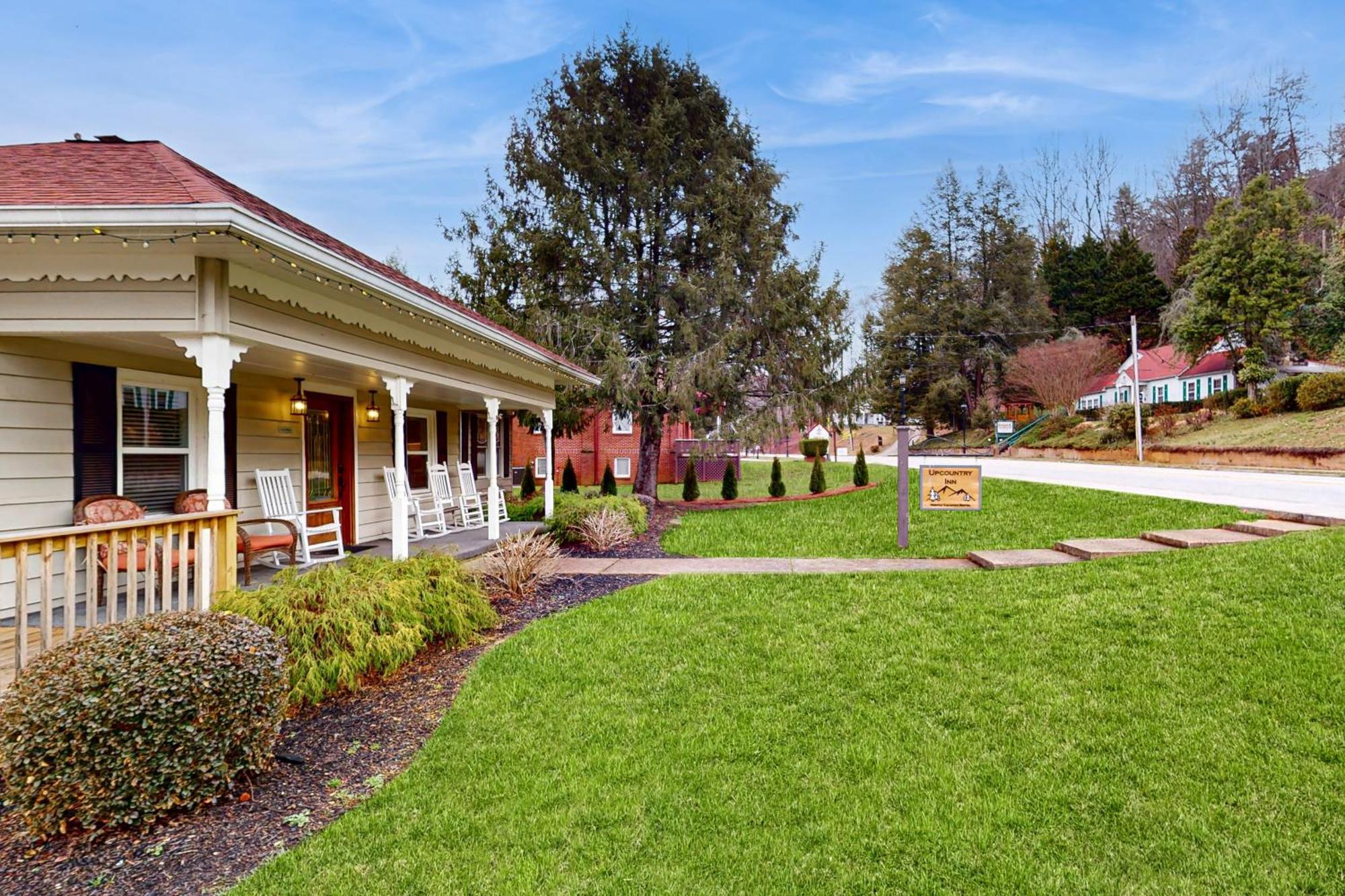 Upcountry Inn Helen Room photo